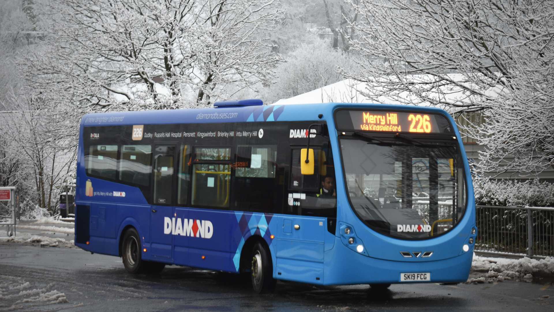 Diamond 20167 navigates a snowy Dudley Bus Station on its way to Merry Hill.